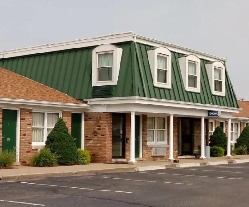 Travelodge By Wyndham New Philadelphia Buitenkant foto
